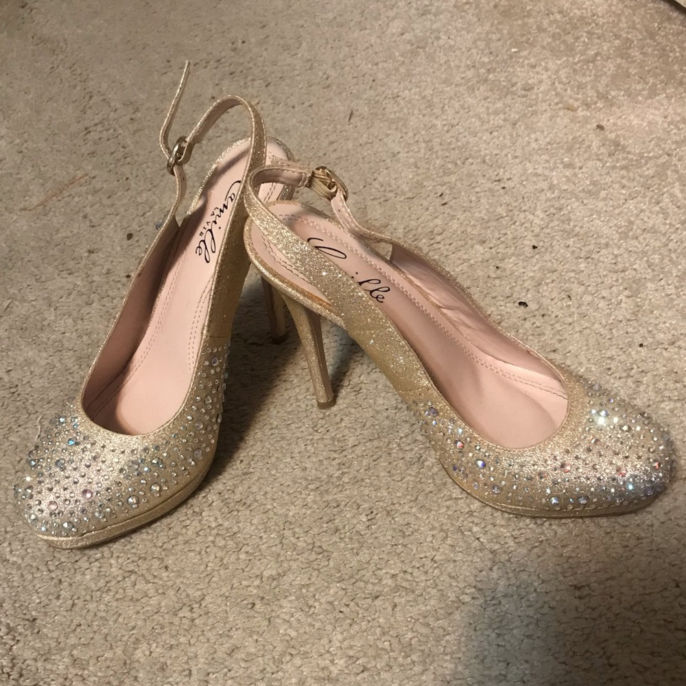 Rhinestone heels size 8